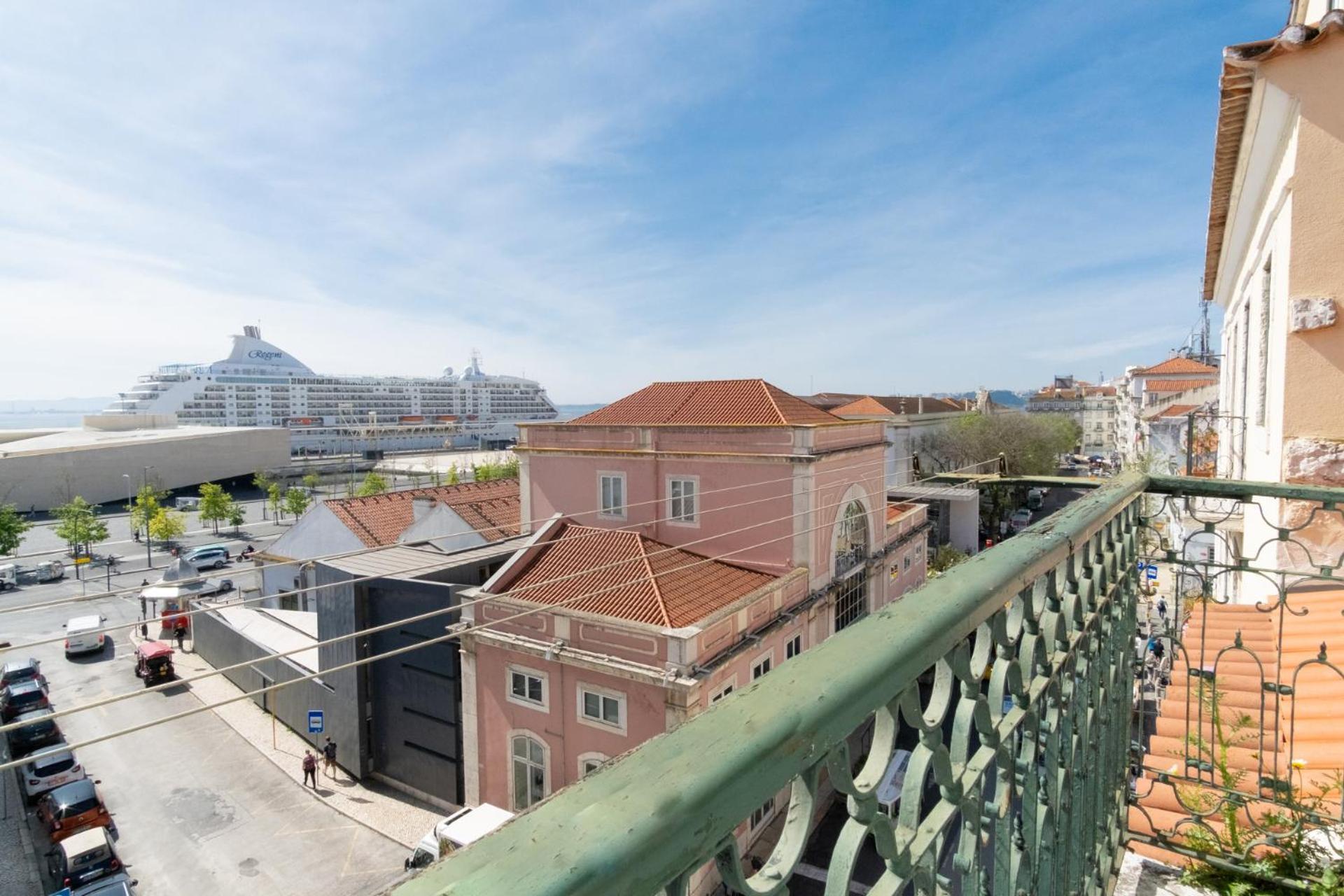 Ttl126 - Apartamento Em Alfama Lisbon Exterior photo